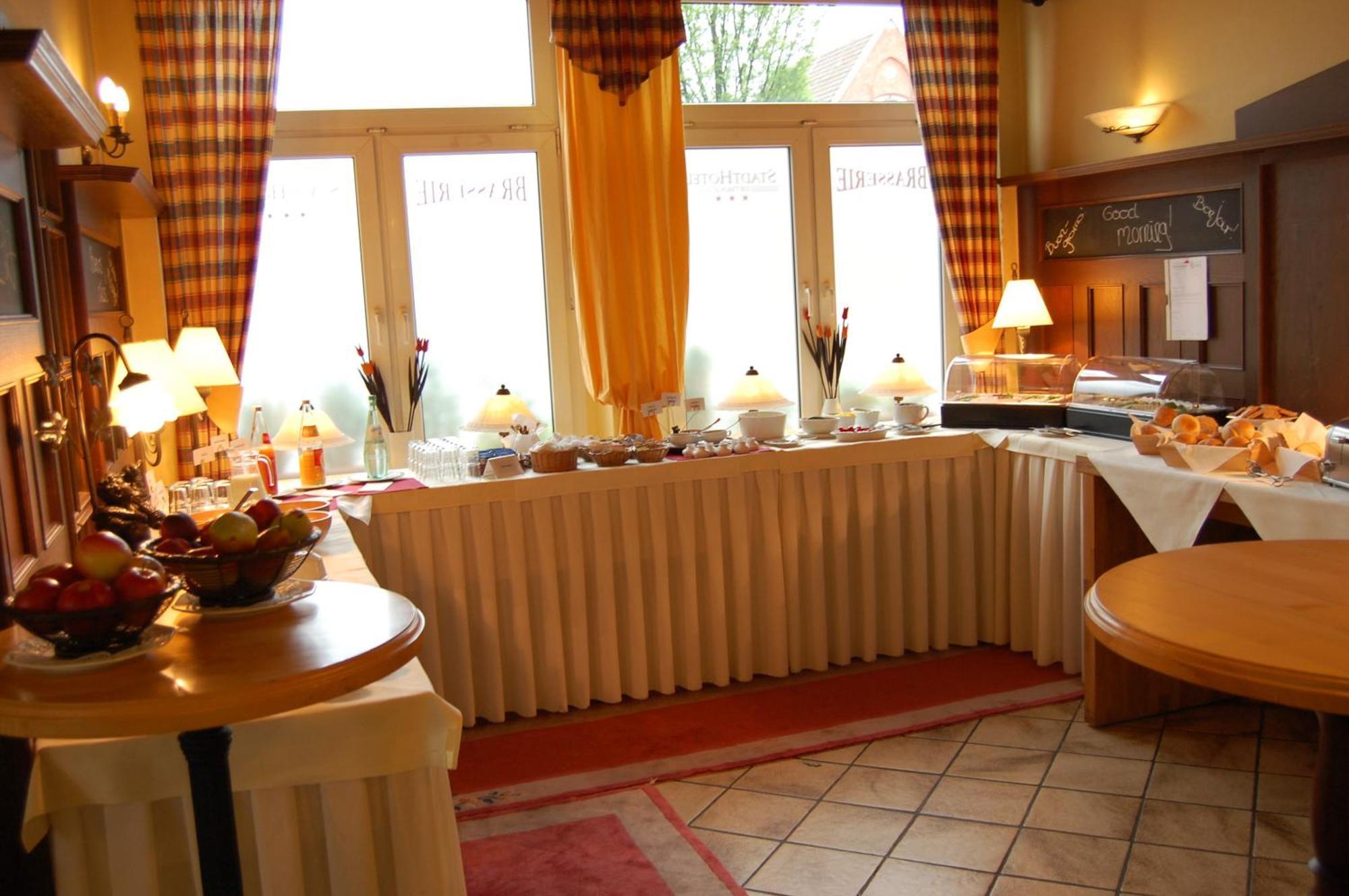 Stadthotel Detmold Exterior foto