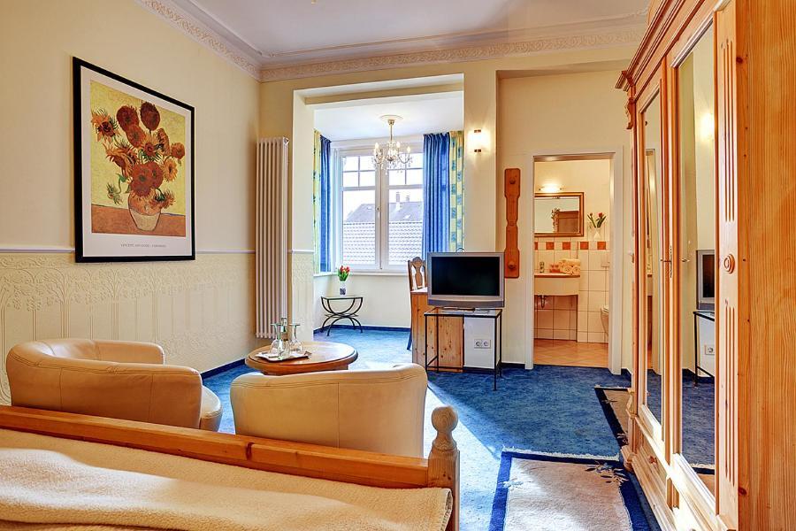 Stadthotel Detmold Exterior foto